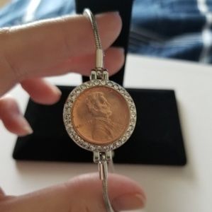 Treasure snap bracelet